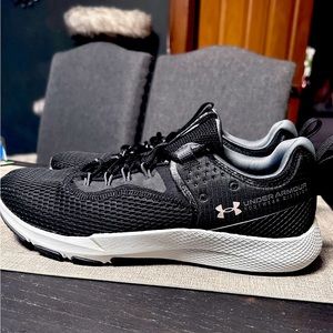 Men's Under Armour Charged Focus Training Shoes 11